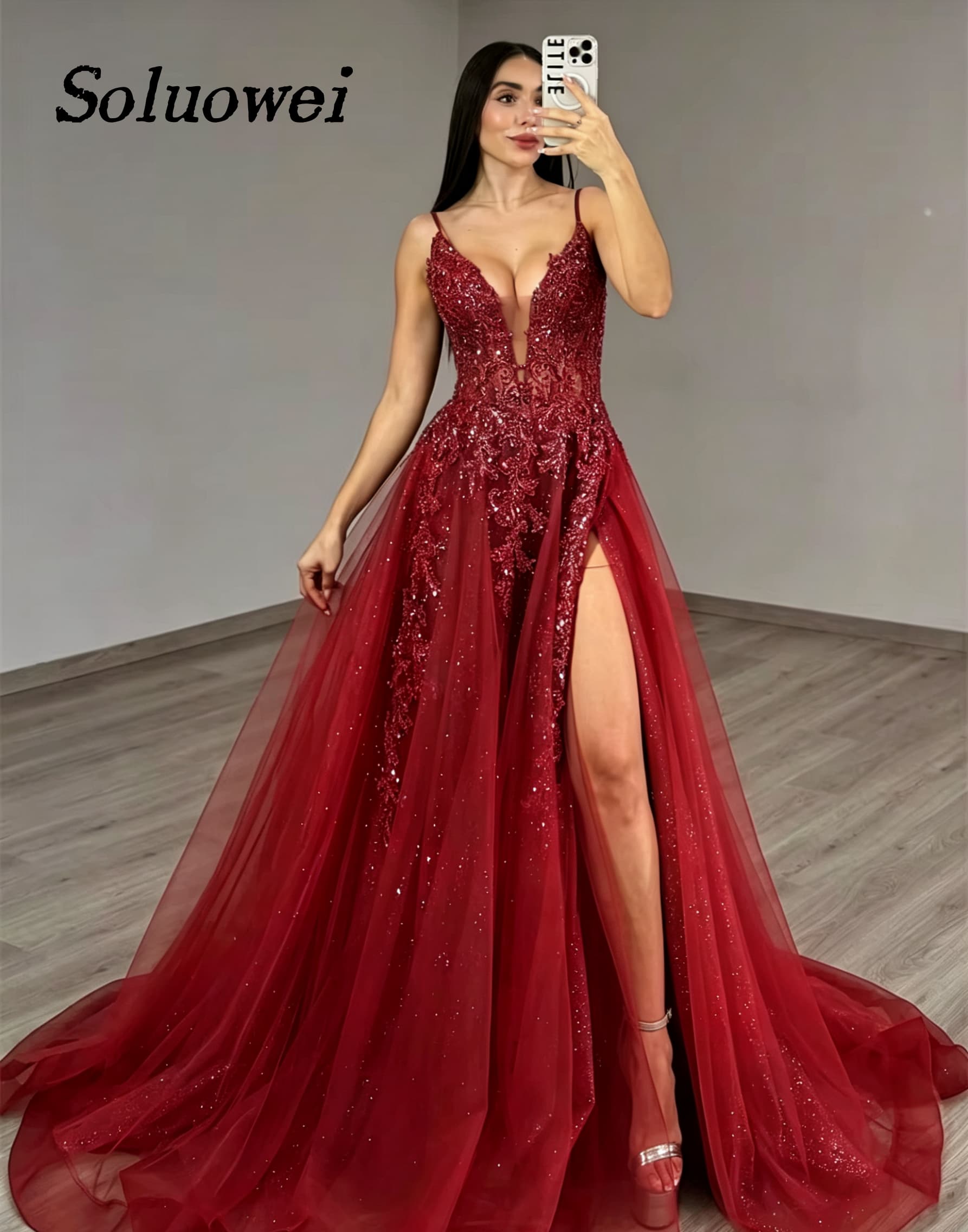 Özelleştirilmiş A-Line Derin V - Briar Cosplay Prop incelemesi ve fiyatı